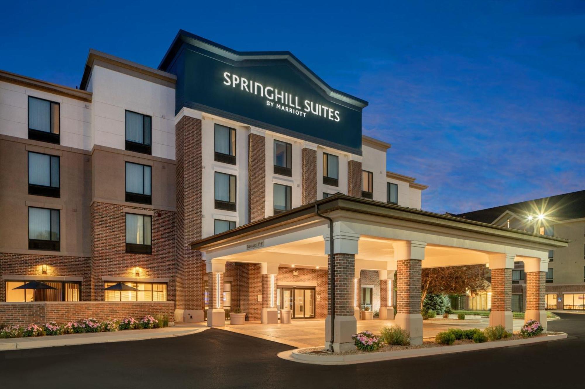 Hotel Springhill By Marriott 3*