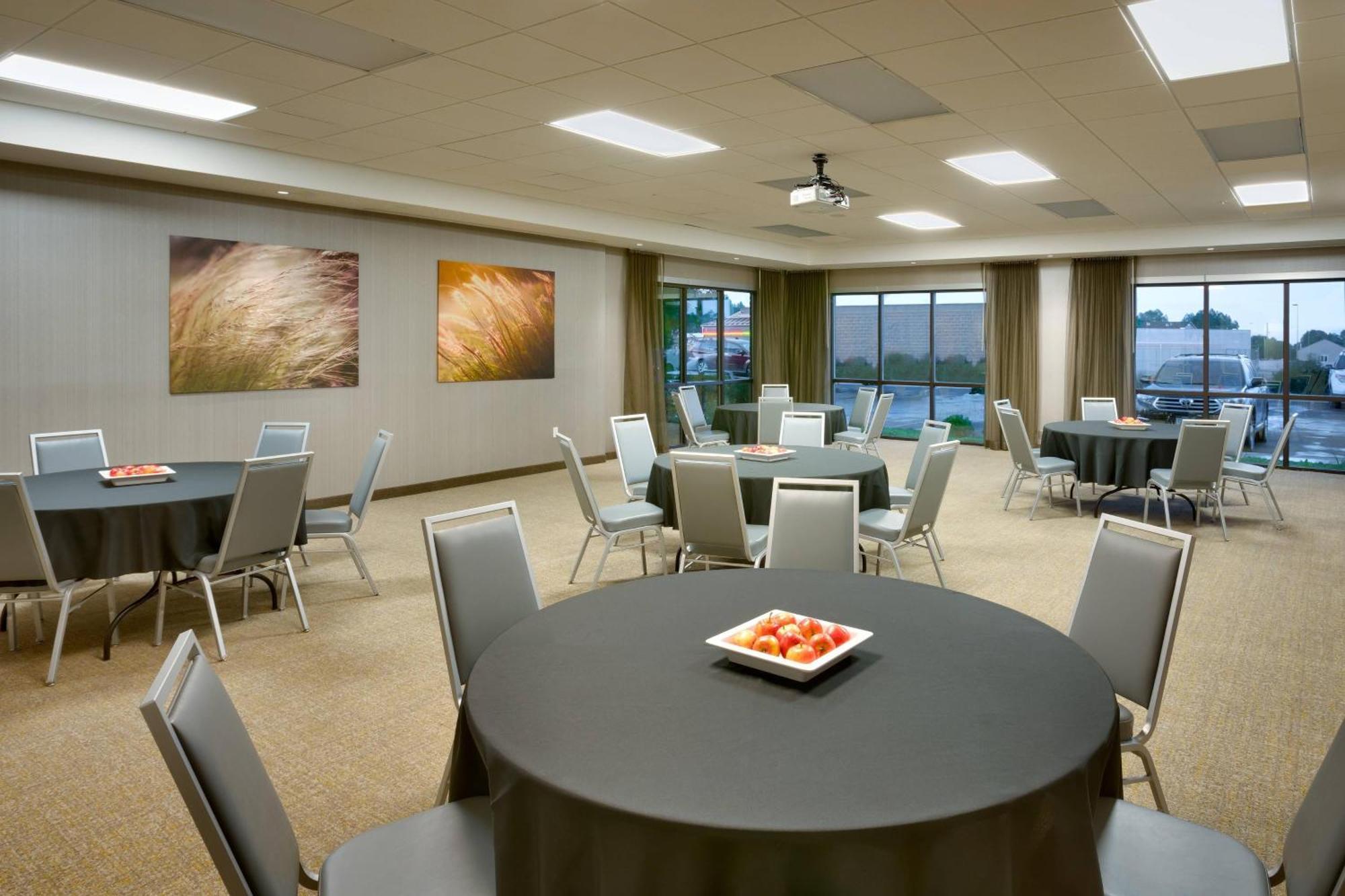 Springhill By Marriott Hotel 3*
